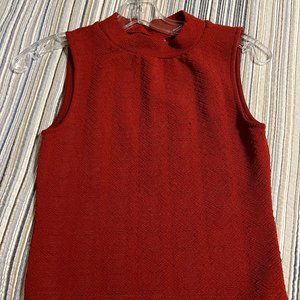 Sleeveless blouse for summer